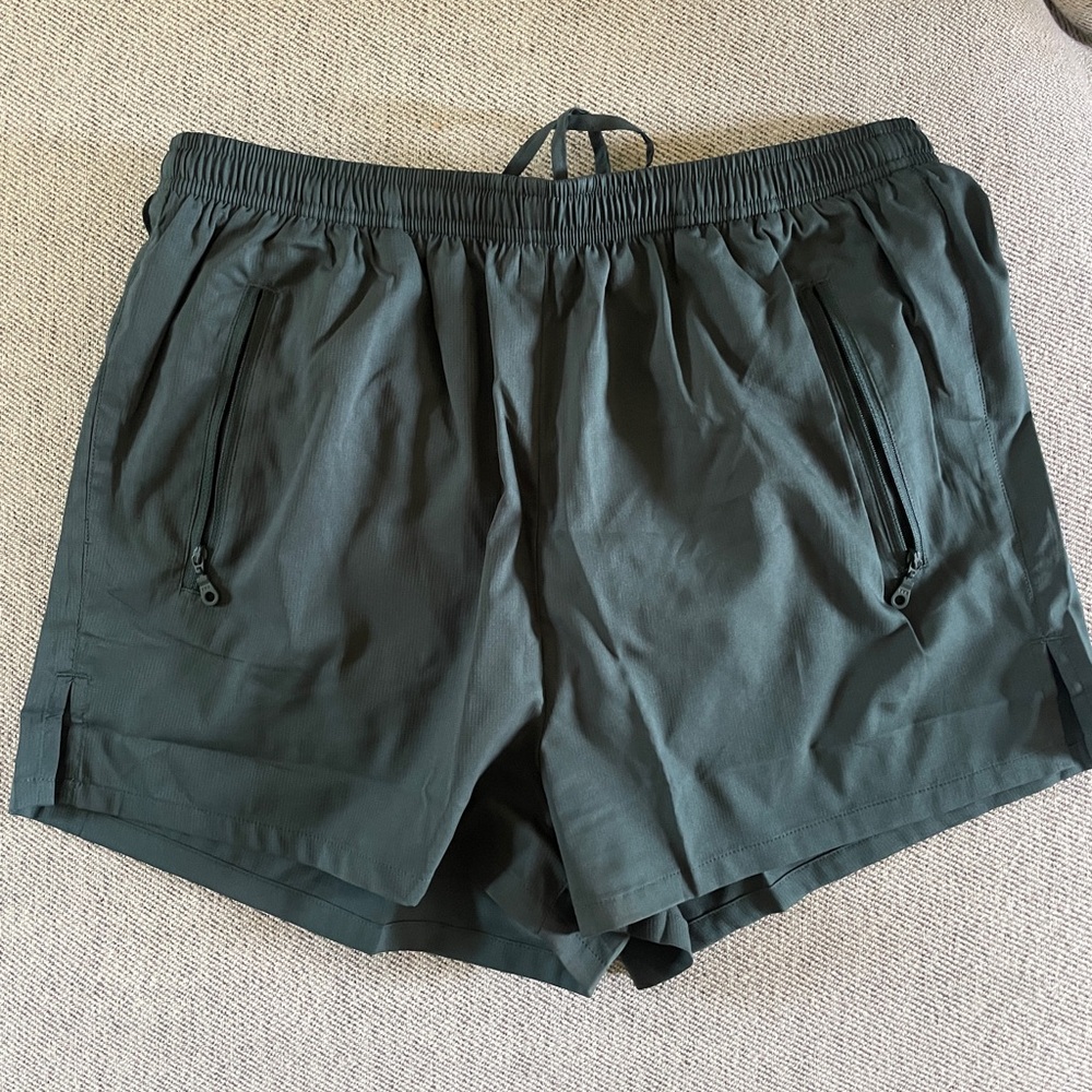 Girlfriend Collective Moss Gazelle Shorts